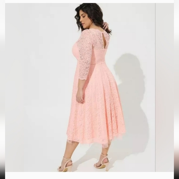 Torrid Pink Lace Long Sleeve Dress - Picture 3 of 5